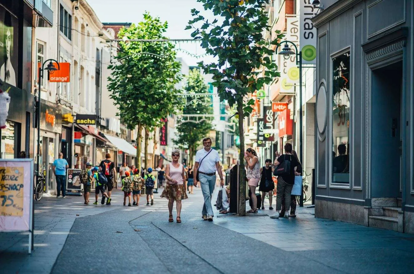 Hasselt centrum shoppen en bezienswaardigheden