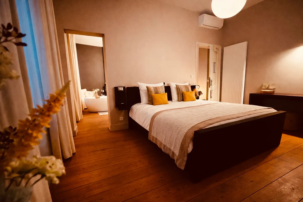 Boutique luxury double with bath