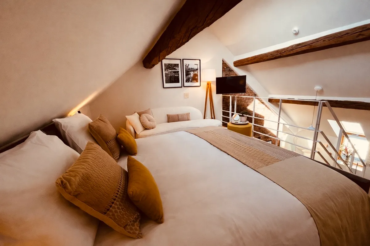Mezzanine suite met dakraam DeuxHommes Hasselt
